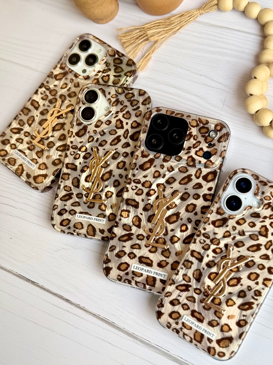 گارد yves saint laurent leopard