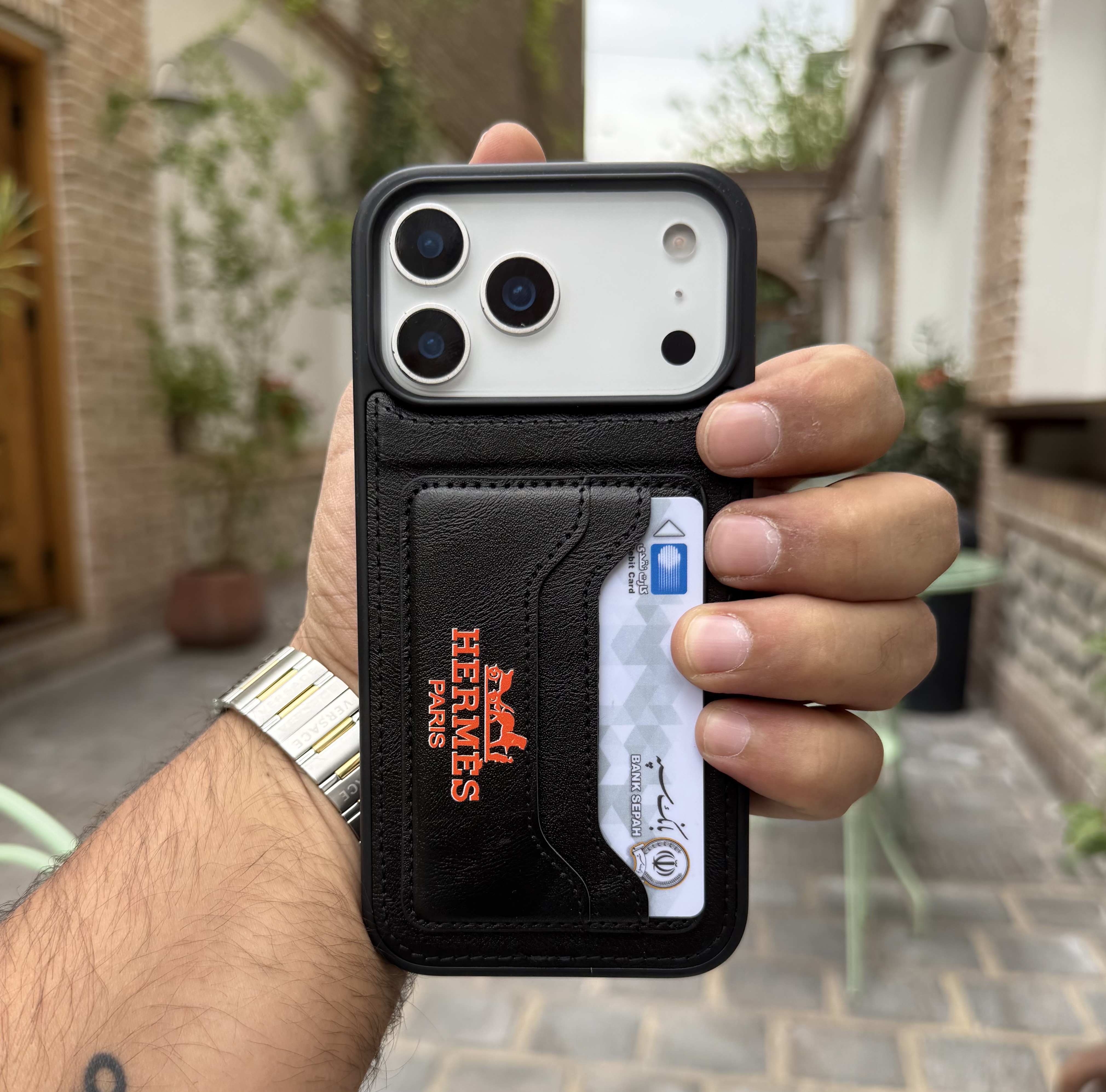 گارد hermes cadr holder