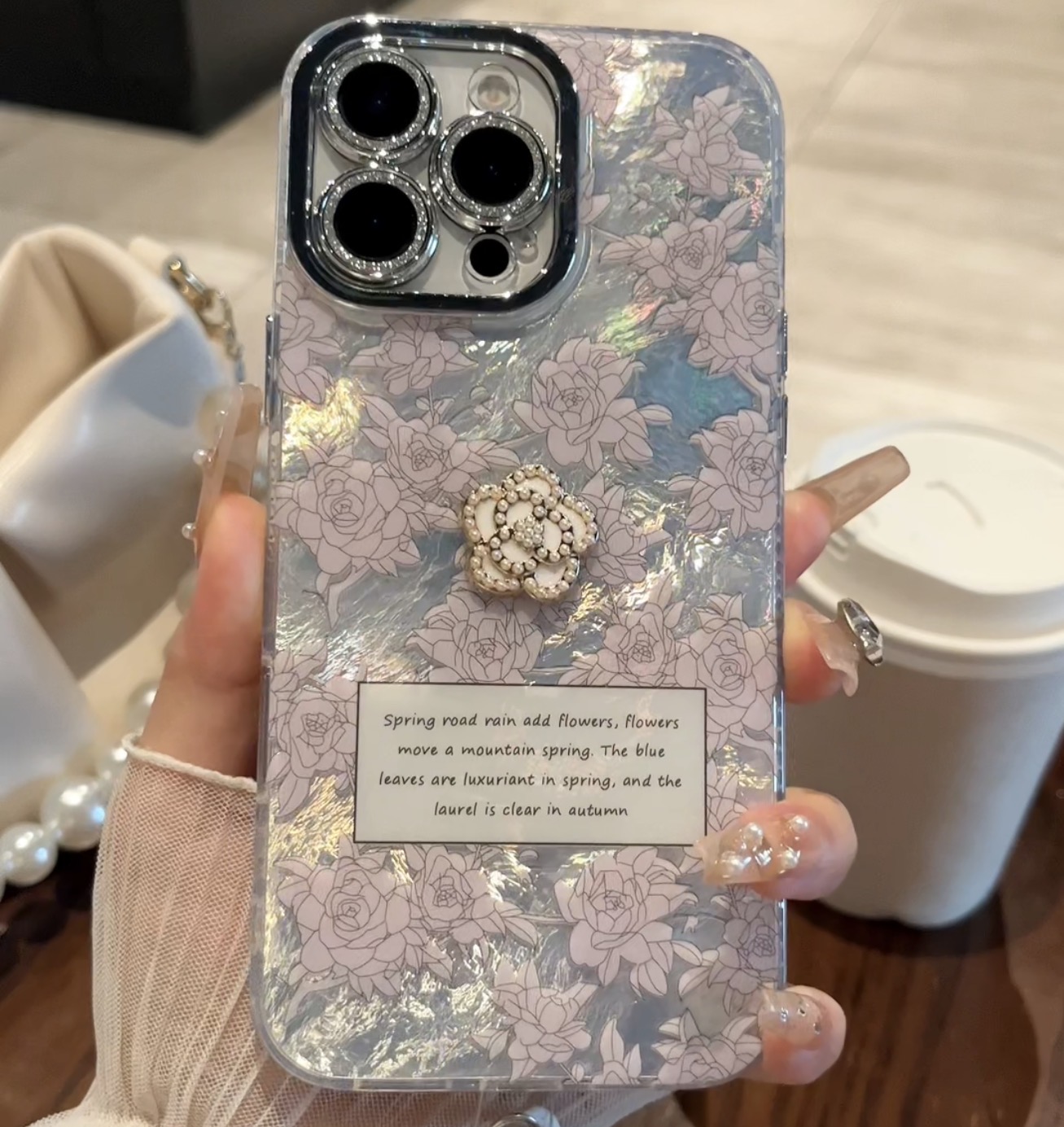 قاب CHANEL flower