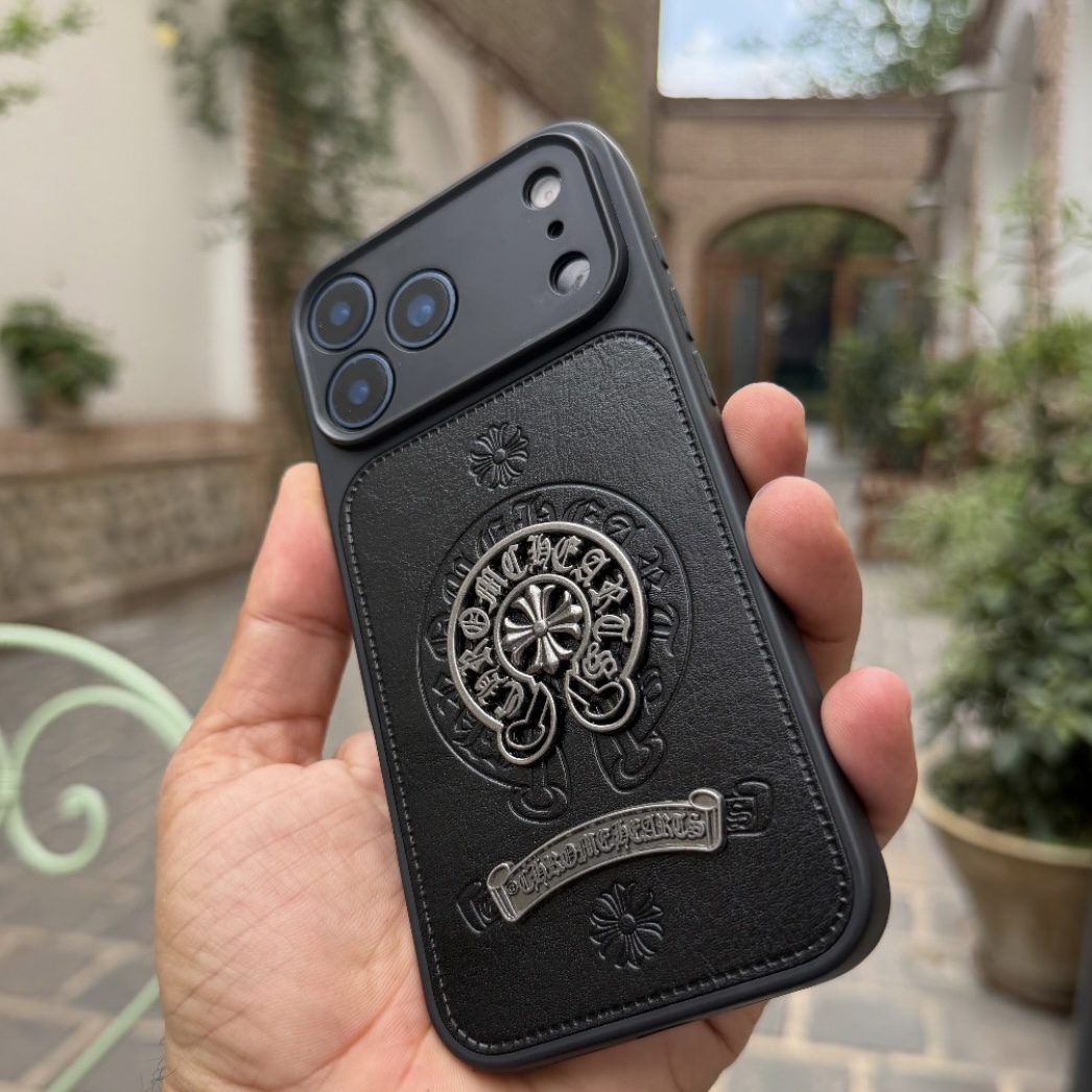 گارد chrome hearts