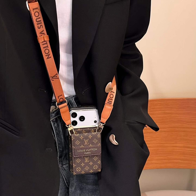 قاب گوچی و ال وی جاکارتی