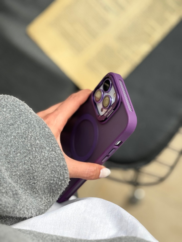گارد Matte CasePro Lens with MagSafe استند شو با لنز رینگی