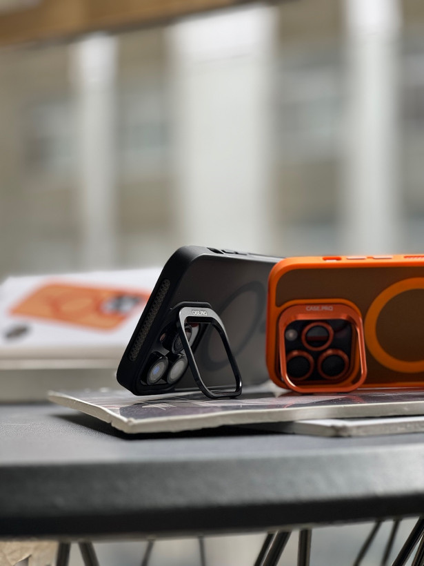 گارد Matte CasePro Lens with MagSafe استند شو با لنز رینگی