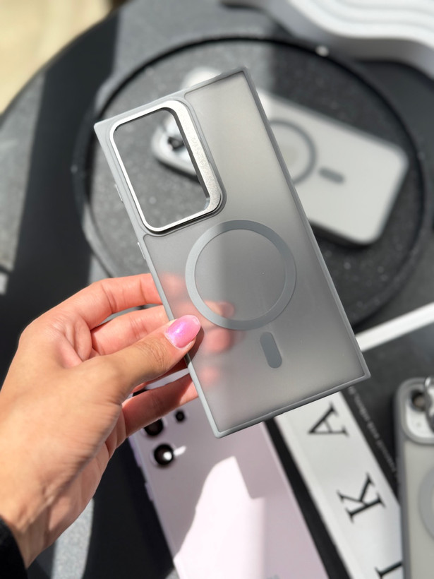 گارد Matte CasePro Lens with MagSafe استند شو با لنز رینگی