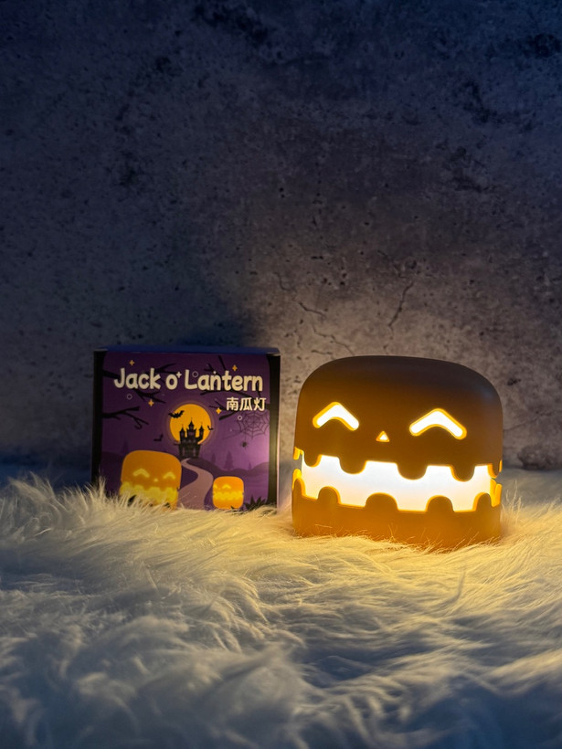 چراغ خواب طرح هالوین Jack-o'-lantern کدو تنبل