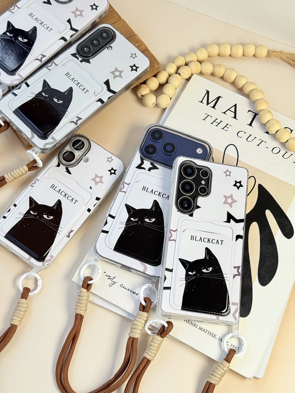 قاب Black Cat جاکارتی دار