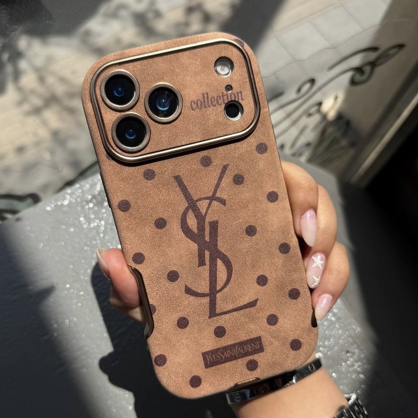قاب YSL مونگرام