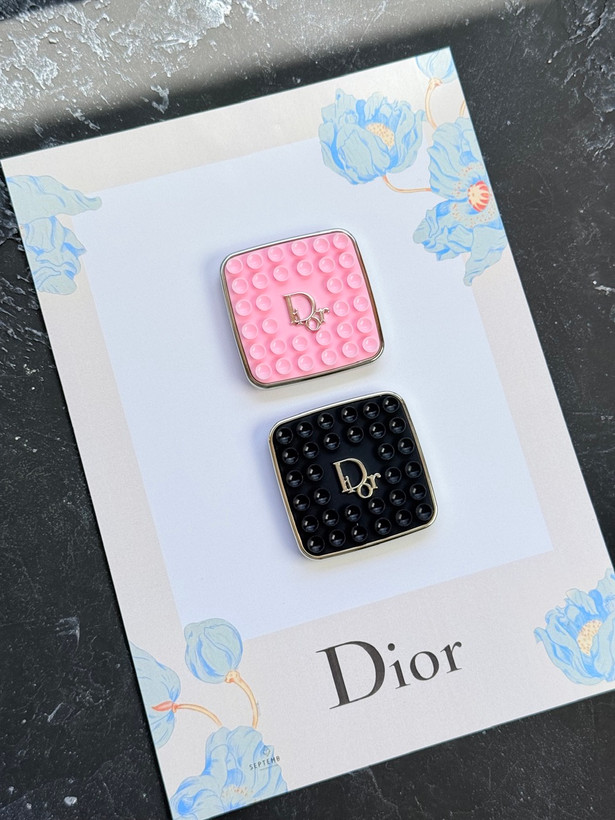 چسبونکی دیور Dior Octobuddy Mobile Phone همراه با پک