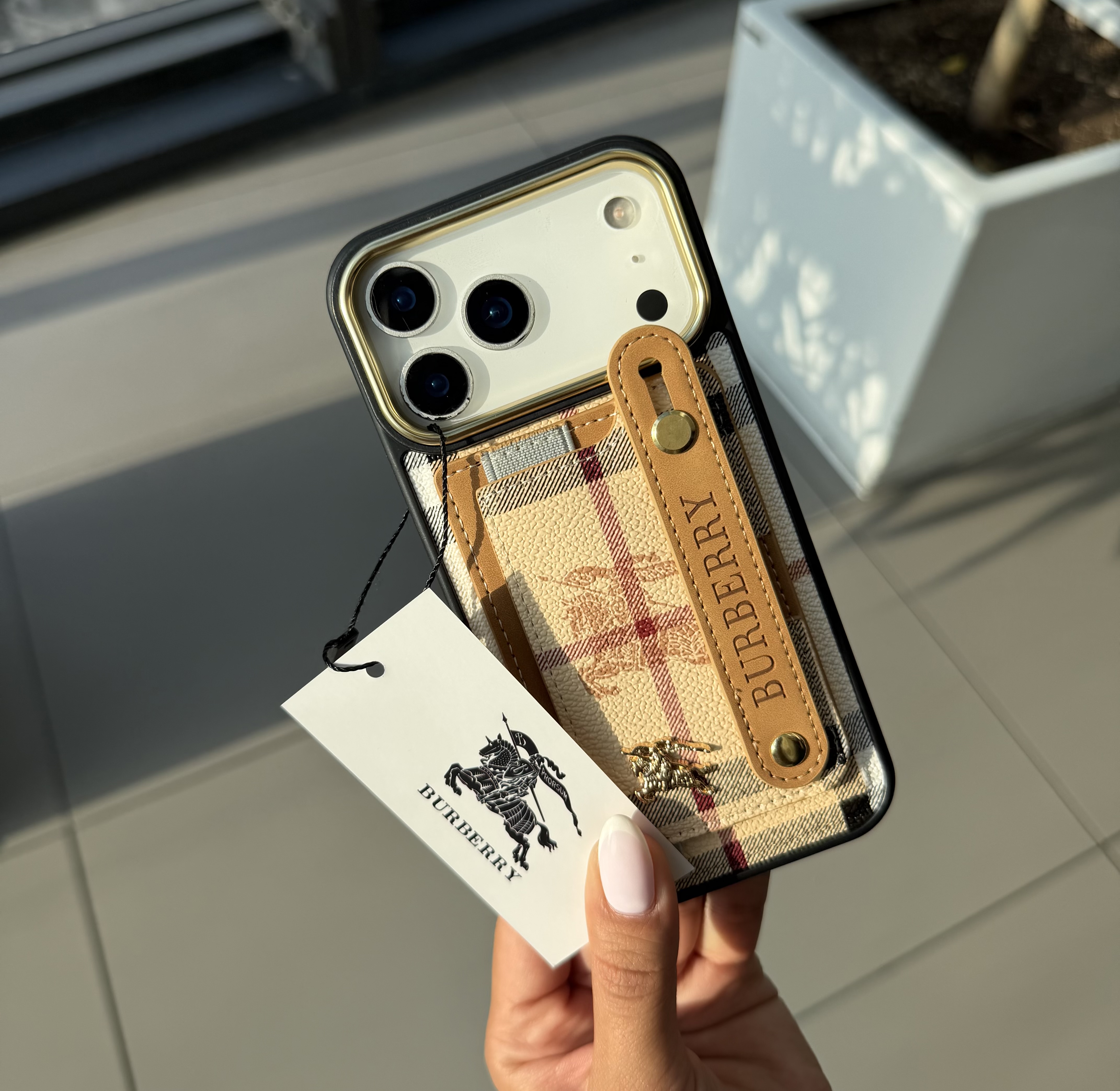قاب luxepocket(burberry)