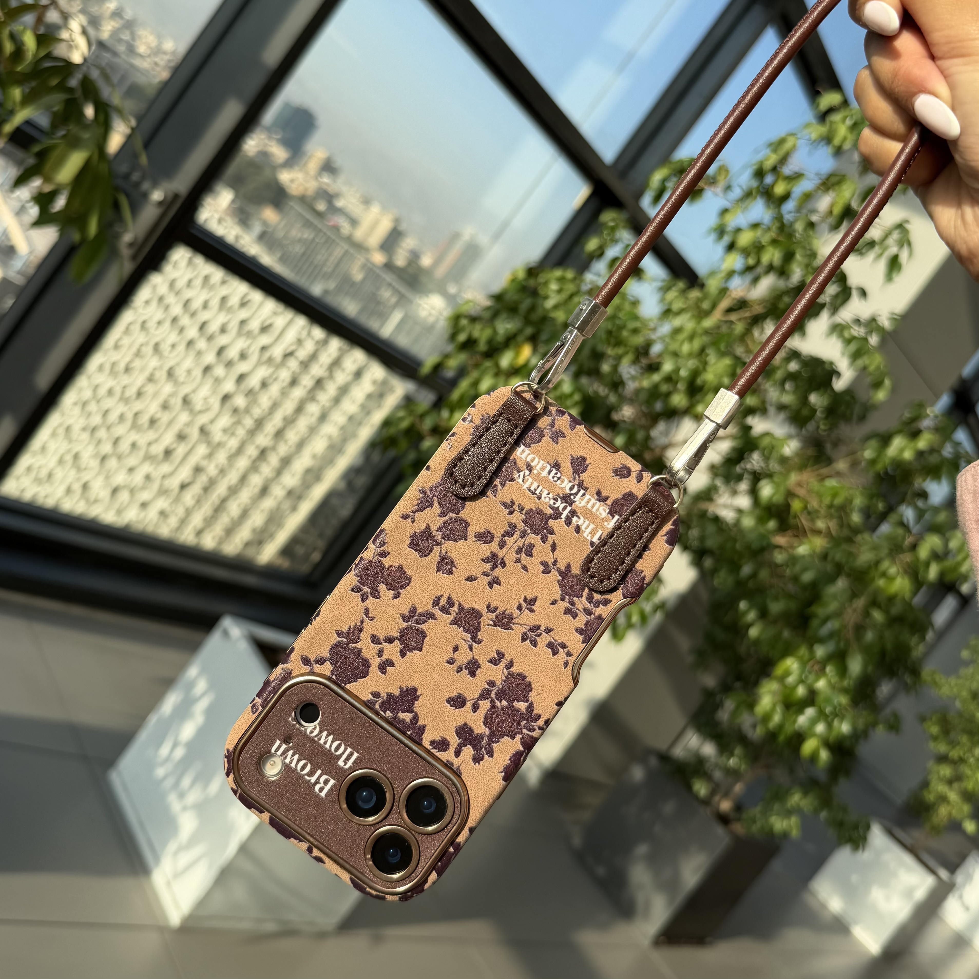 قاب brown flowers