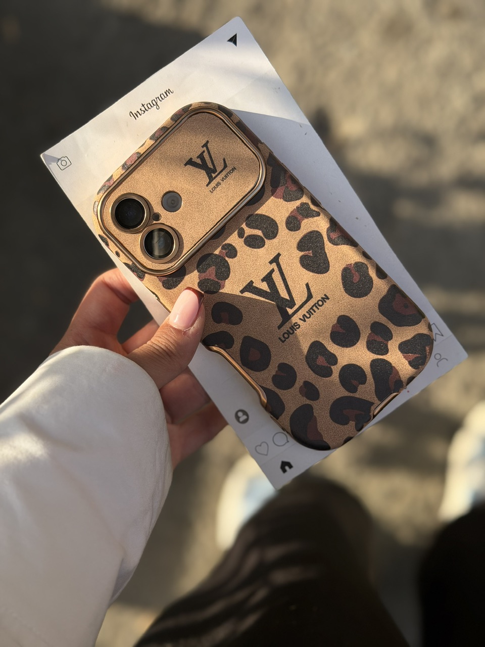 قاب Louis Vuitton Leopard Golden