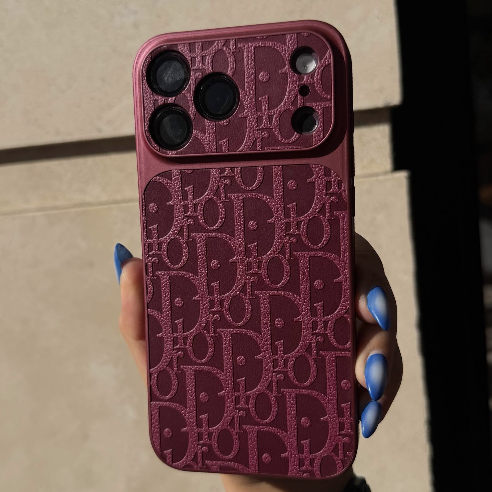 قاب burgundy Dior