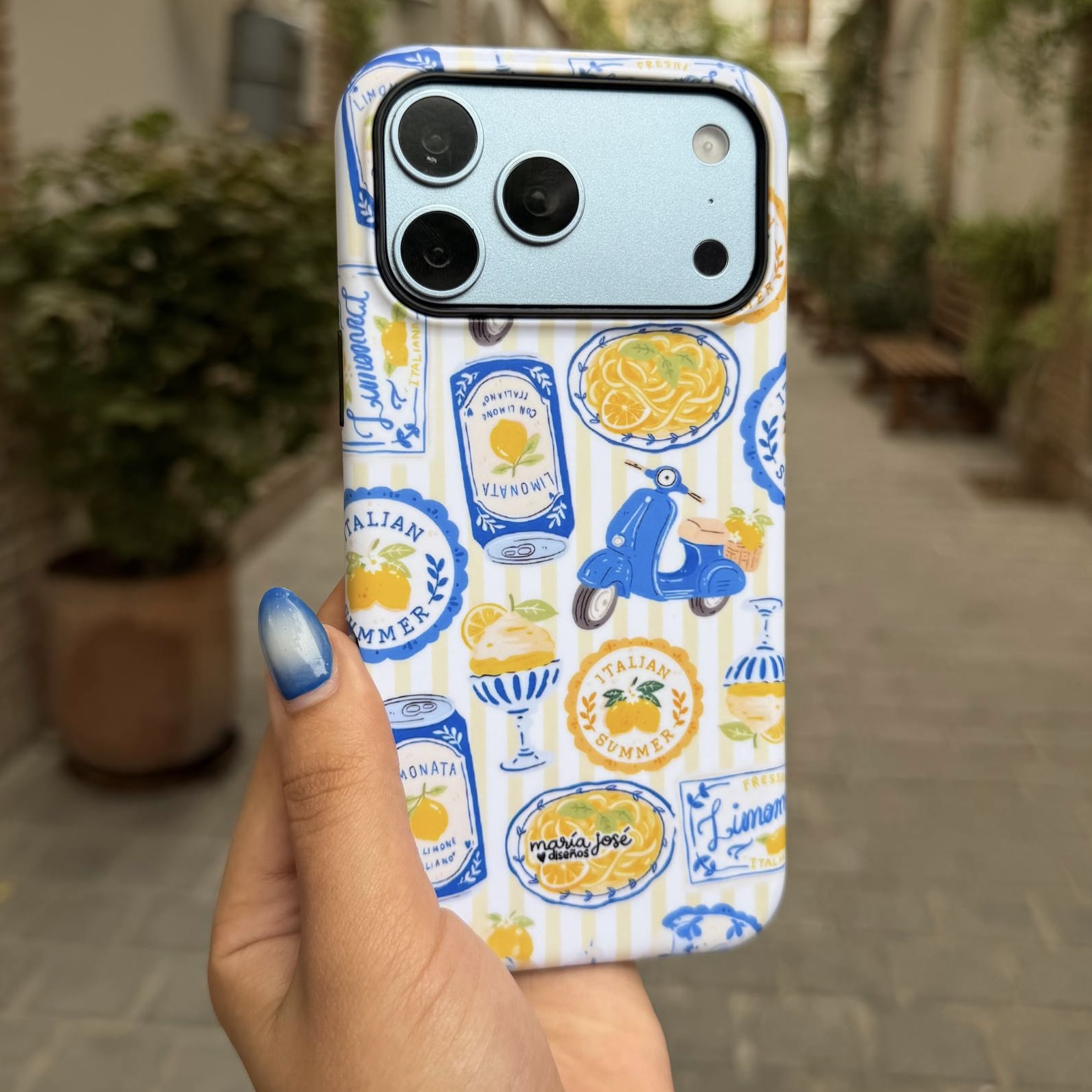 قاب sky blue lemon